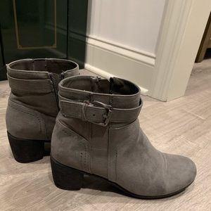 Croft and Barrow ankle boots